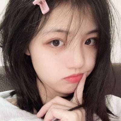 请别相信她